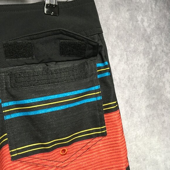 Quiksilver Men Board Shorts size 33 Swim Trunks Black Red Striped Stretch Suit - Picture 10 of 13